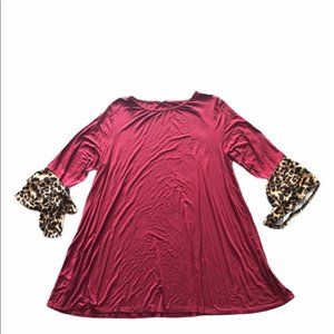 BEESON RIVER 3/4 sleeve tunic top red leopard 2X